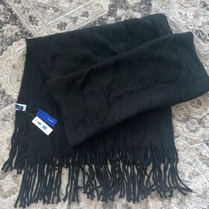 Brand New With Tags Large Cozy Black Scarf